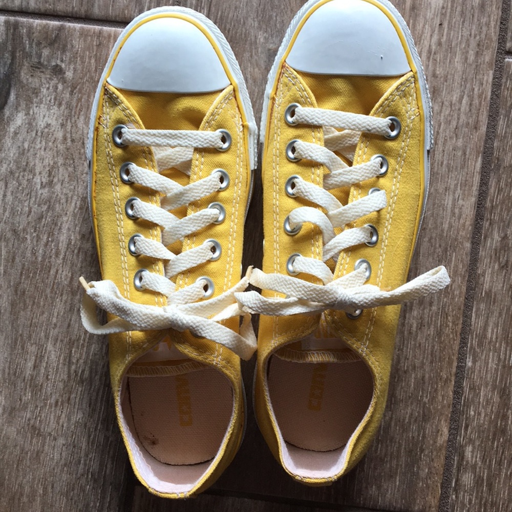Yellow Low Top Converse Size 7